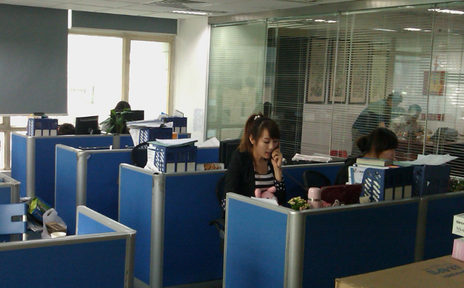 上海金旭鸿汽车服务有限公司漆面镀晶与内饰翻新项目技术对比